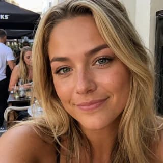 Chloe Bennett